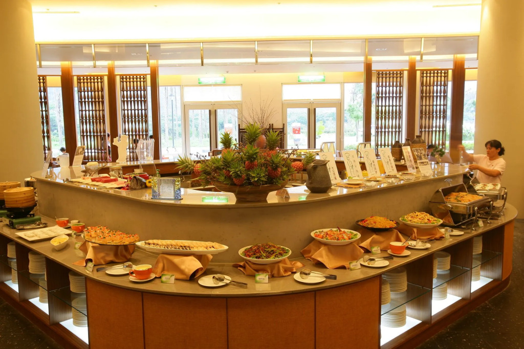 Luminous Hot Spring Resort & SPA