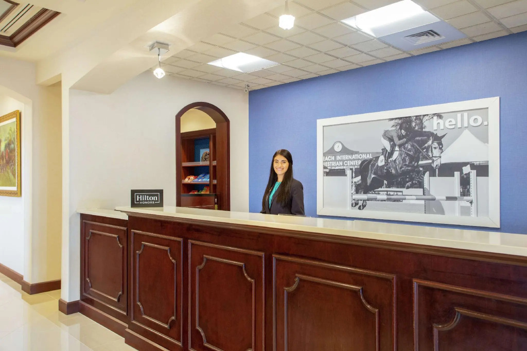 Hampton Inn & Suites Wellington