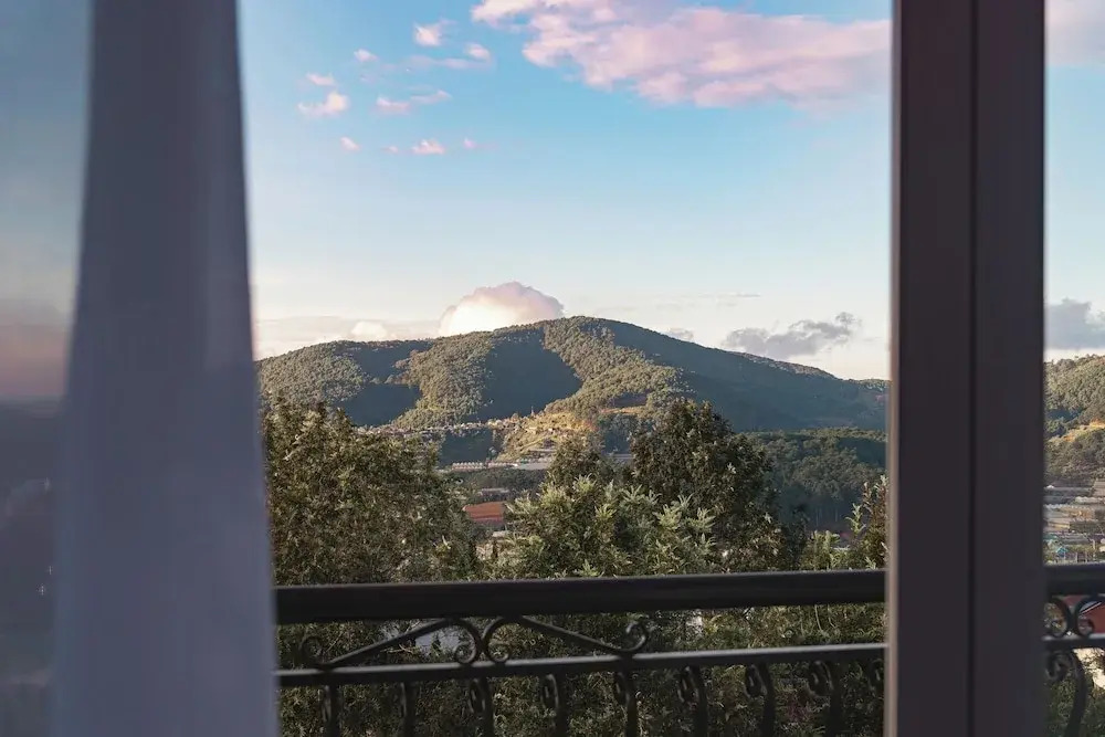 Dalat Roof Hotel
