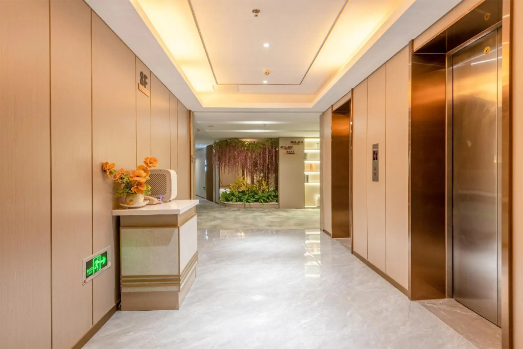 Calvin International Hotel Guangzhou Sanyuanli Baiyun Culture Square Metro Station Exit D Branch