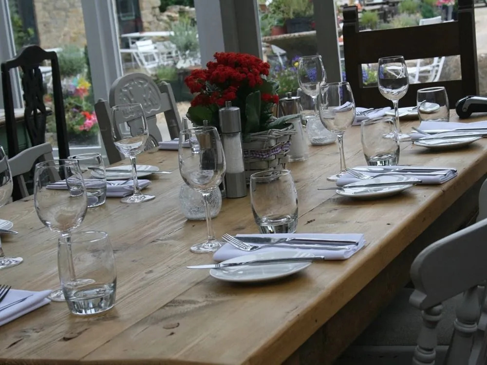 The Ilchester Arms