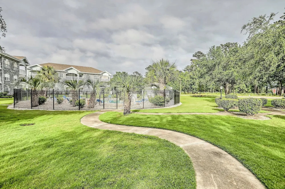 2 Mi to Beach: Myrtlewood Condo w/ Resort Perks!