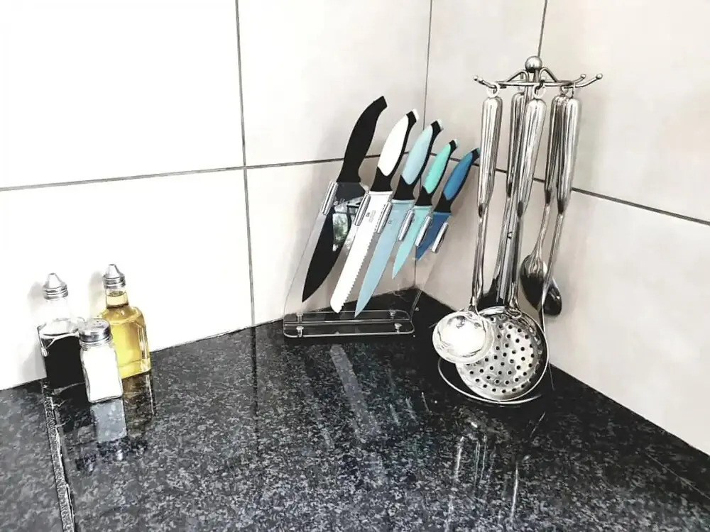 Mellow 2 Bedroomed Cottage - 2083