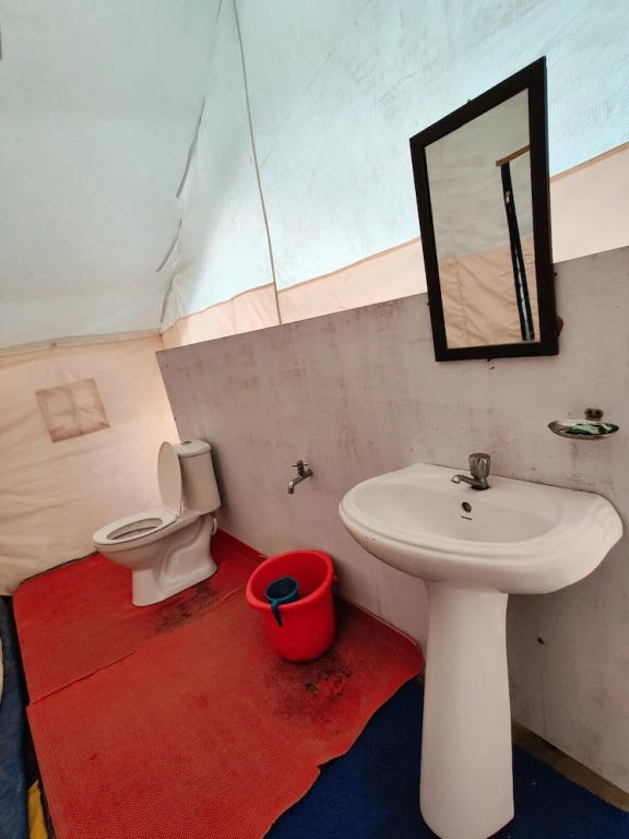 World Attic Camp