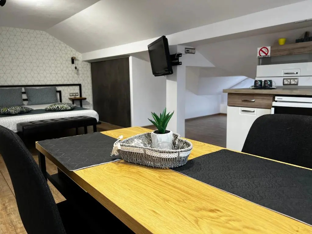 Bruno Apartments