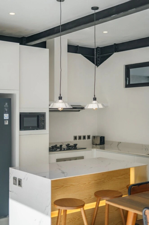 Villa Vantage 7