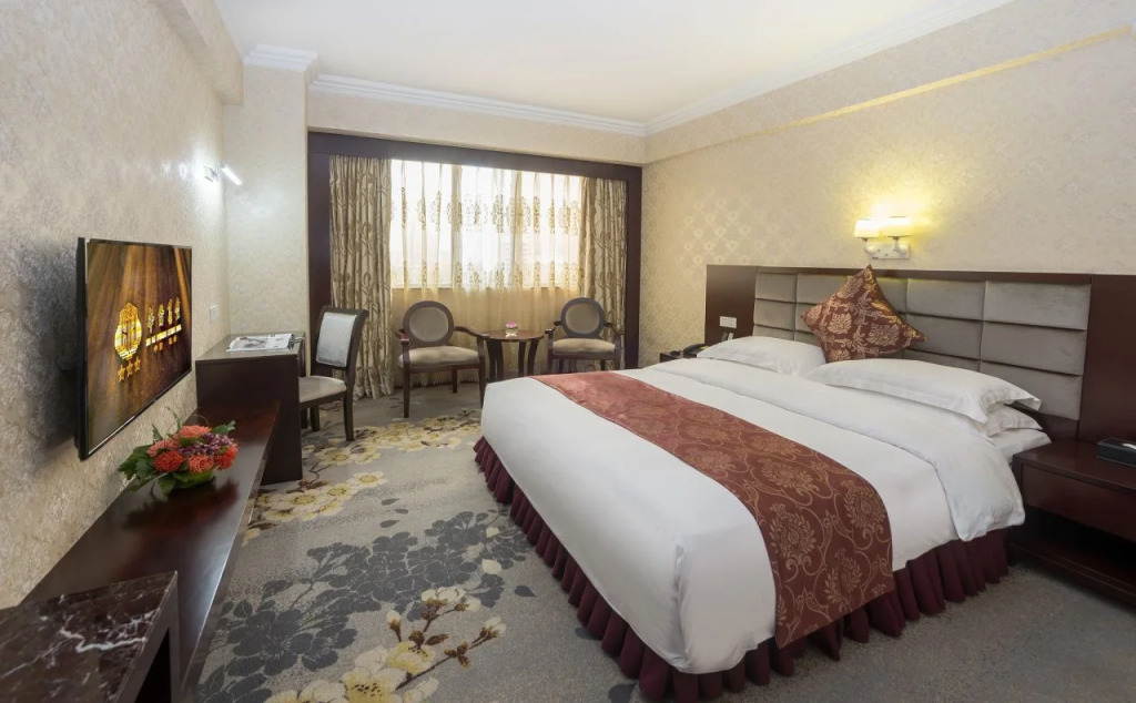 Zhuhai Overseas Chinese Hotel