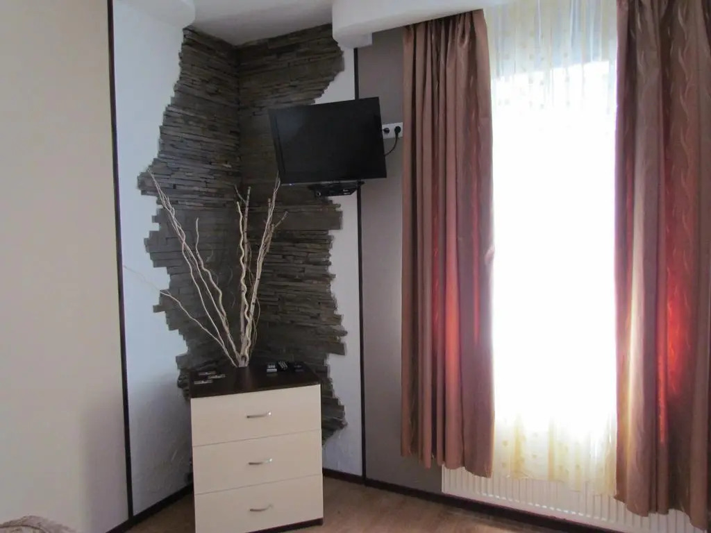 Na Bukovinskoy Guest House
