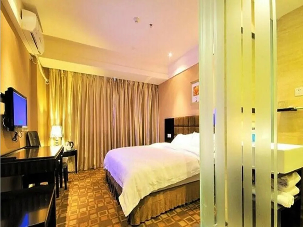 Totem Impression Hotel Wuhou Branch