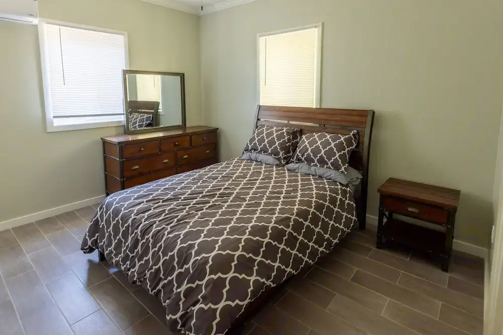 Seas The Day - Brand New Villa W/ocean View, Walk To Rainbow Bea 3 Bedroom Home