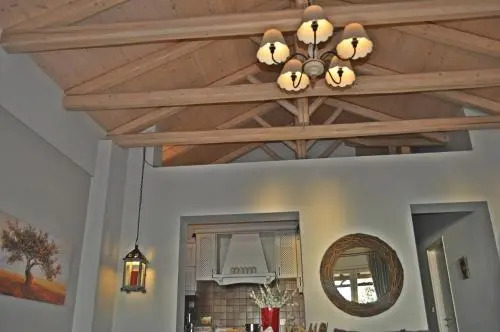 Tsagarada House