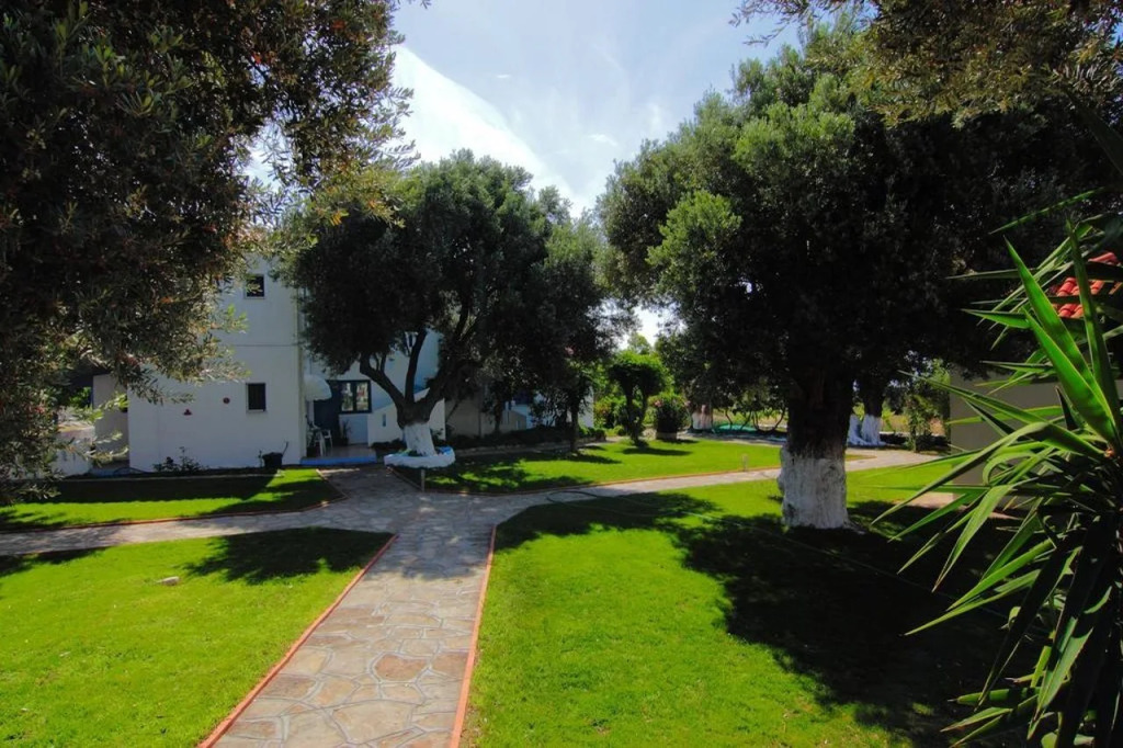 White Rock Apartments