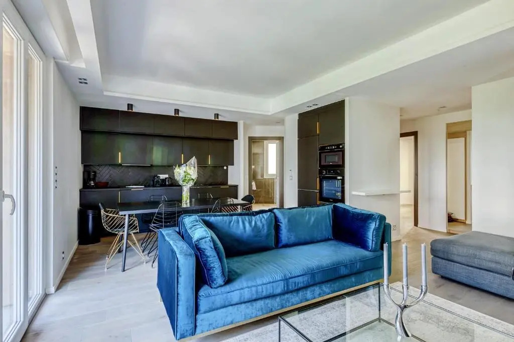 Superb Modern 2BR Flat Close to Croisette