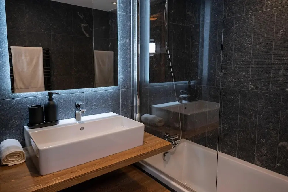 Charming Apt With View 2bd/6p -residence in Mega\"ve