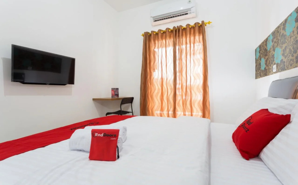 AH1 Guesthouse by RedDoorz