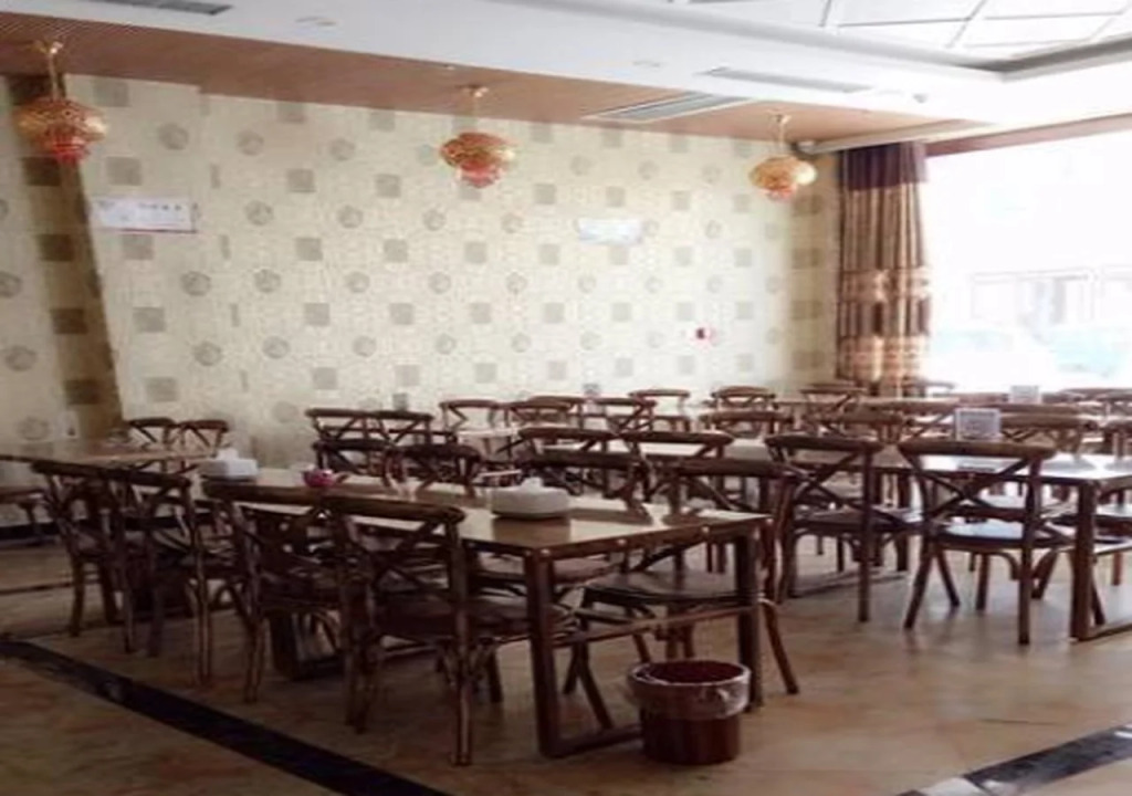 GreenTree Inn Jiuquan Dunhuang Shazhou North Road Hotel