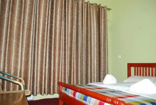 Palm Heights Hotel