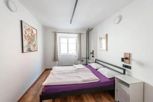 AdHoc Hostel