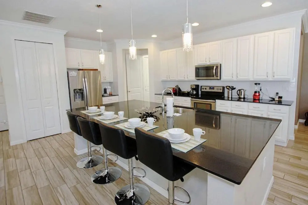 3941 Sonoma