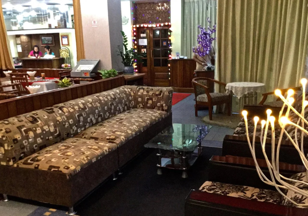Crystal Palace Hotel