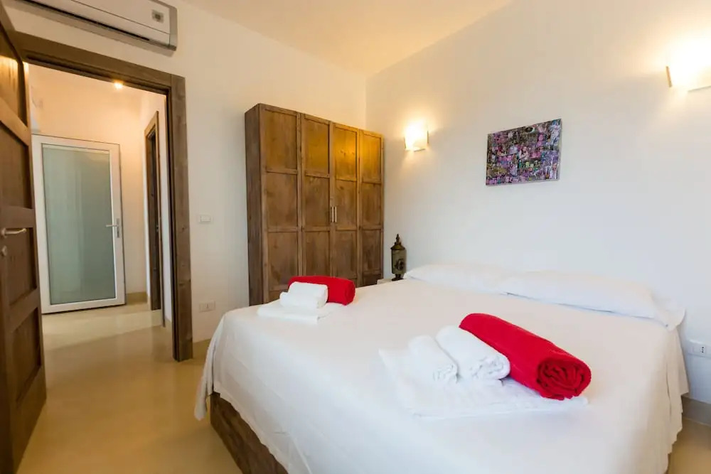 Villa Butterfly by Raro Villas