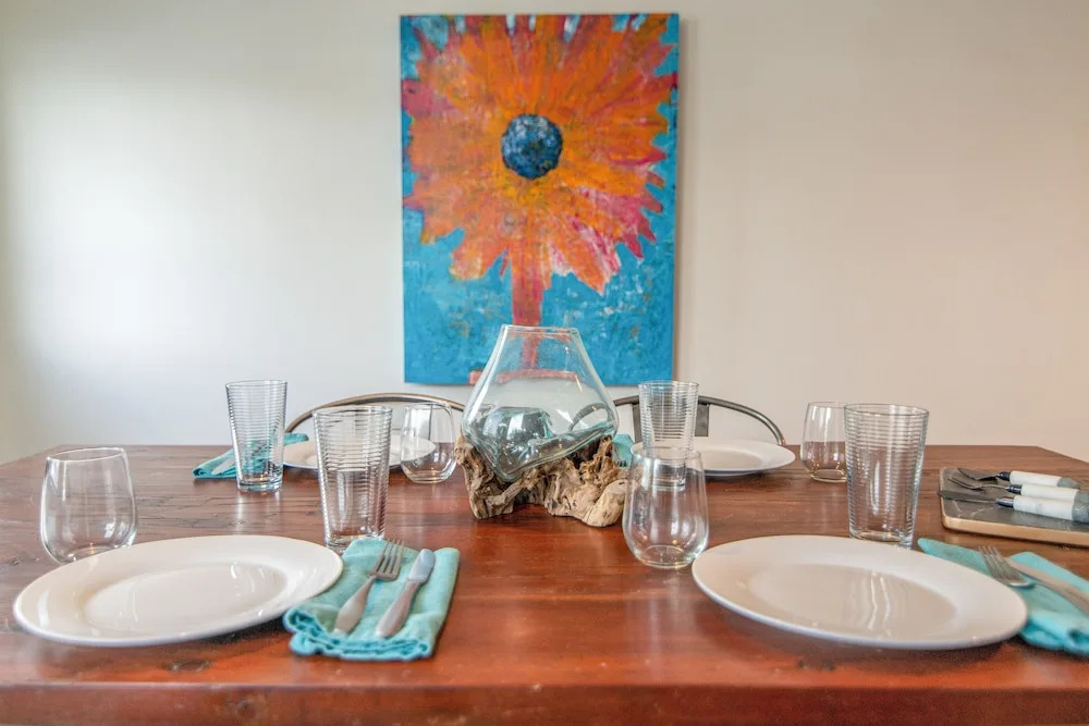 New Listing! Remodeled Getaway In Eclectic Enclave 2 Bedroom Home