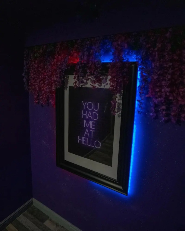Hotel 105