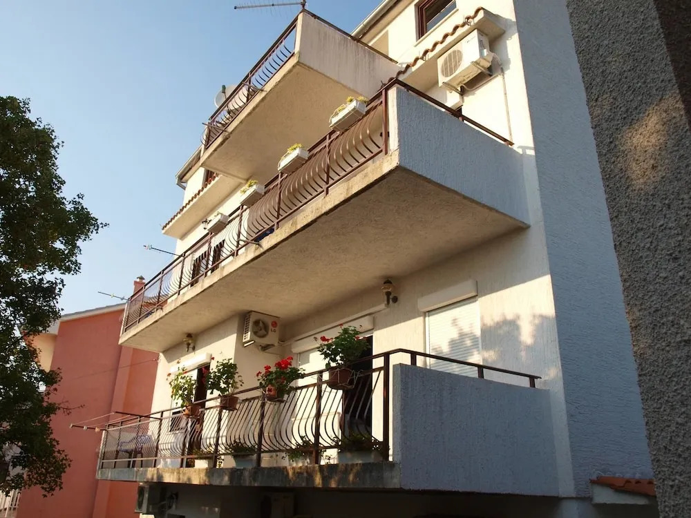 Apartments Grof