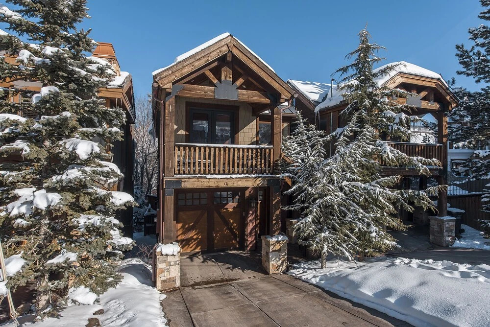 Slopeside 4 bedroom Townhome by All Seasons Resort Lodging
