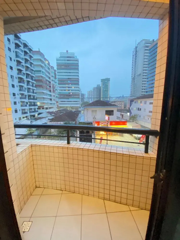 Pé na areia praia da Guilhermina III