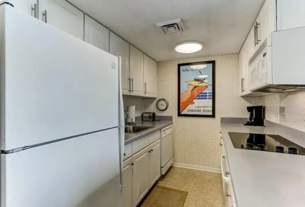 1127 Beach Walker