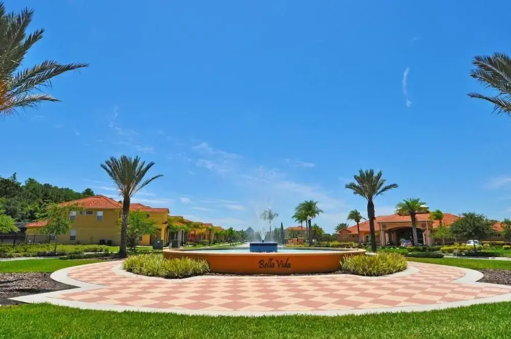 4569 Bella Vida Condo 3 Bedroom by Florida Star