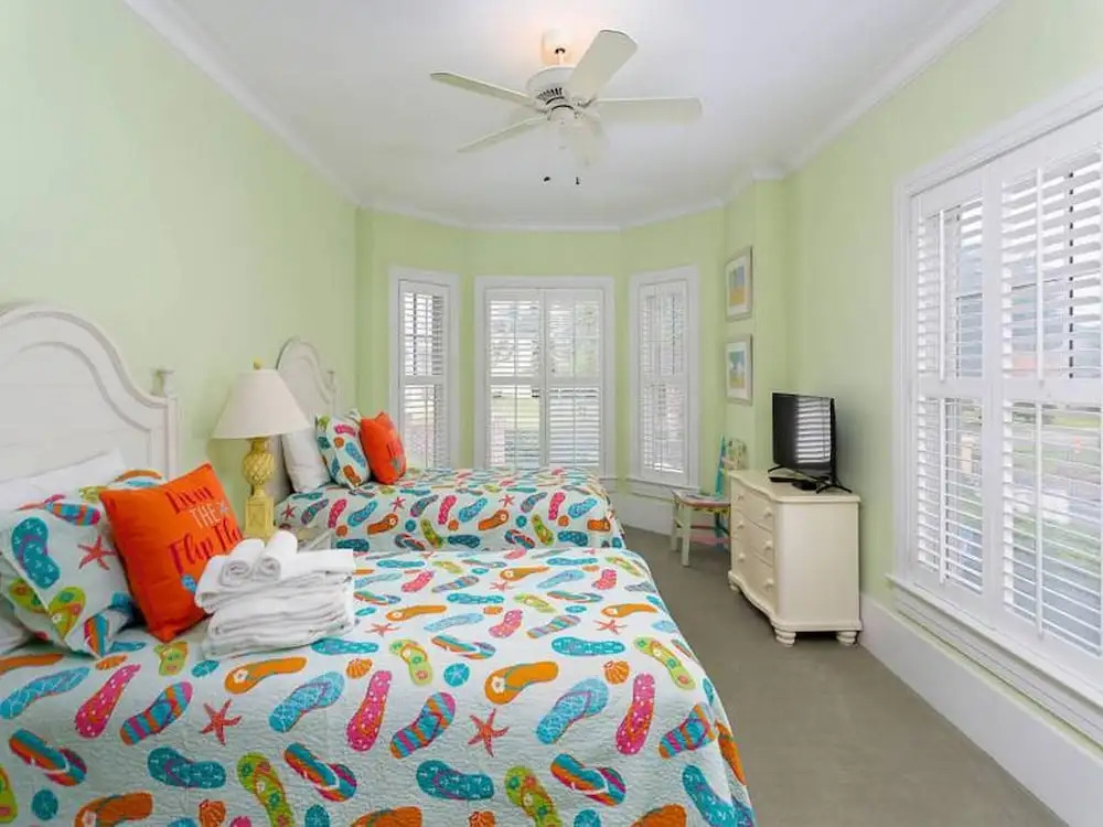 744 Ocean Blvd #101 by Hodnett Cooper