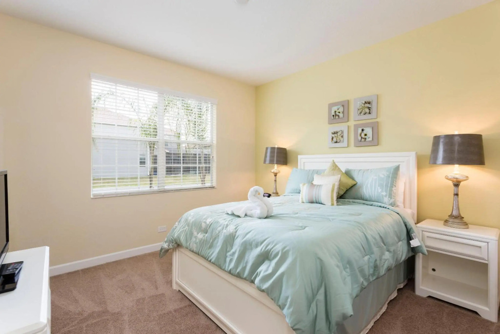 6Br 6Bath Pvt Home Pool 10min Disney 3282ft