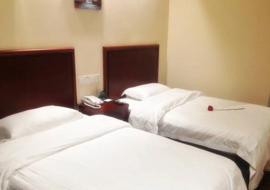 GreenTree Inn AnHui FuYang YingShang ZhongShan Road Express Hotel