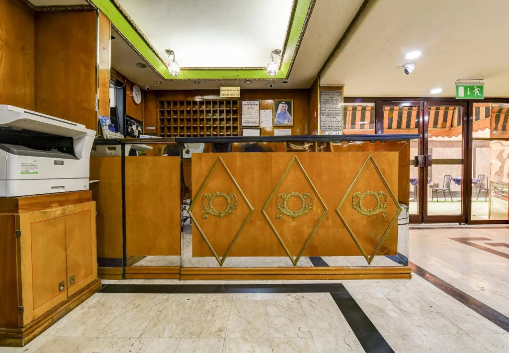 OYO 270 Dream Land Hotel