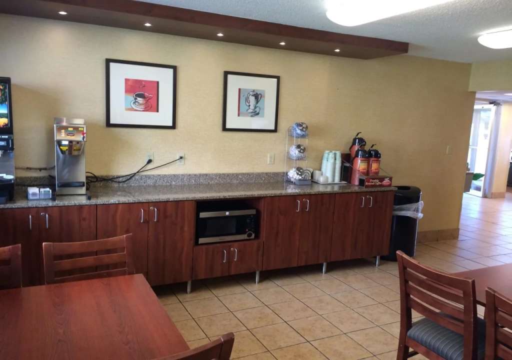 Rodeway Inn