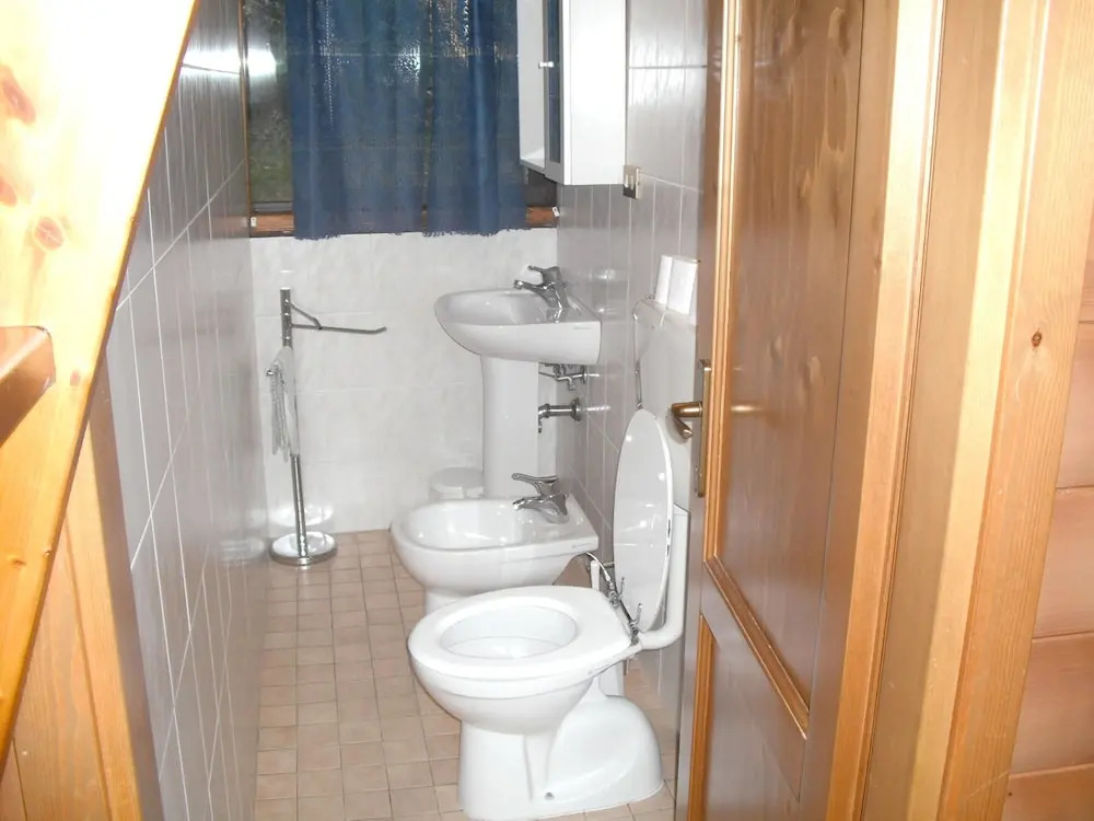 Chalet With 2 Bedrooms in Giarola, With Wonderful Mountain View and Furnished Terrace Near the Slopes