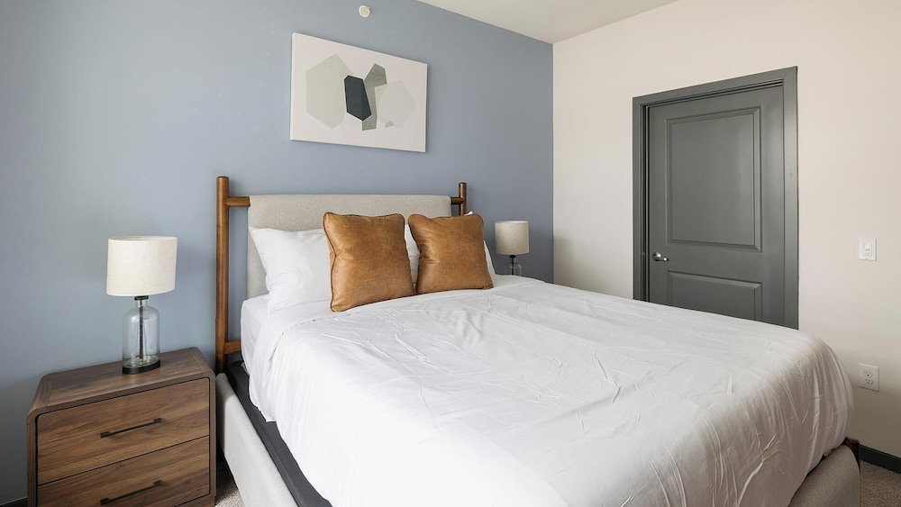 Landing Apartments Fort Worth near Cultural District
