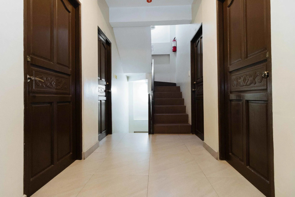 RedDoorz near NAIA Terminal 1