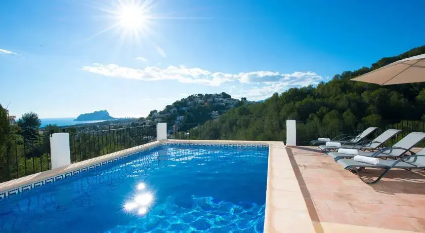 Villa Nebua