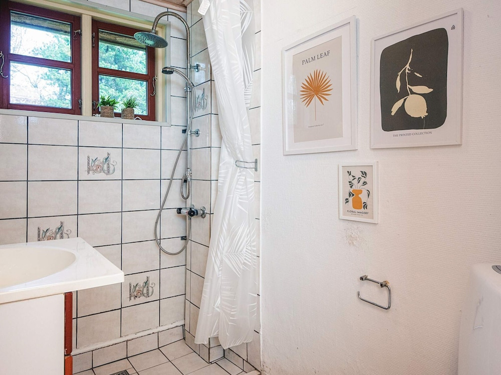 6 person holiday home in Blokhus