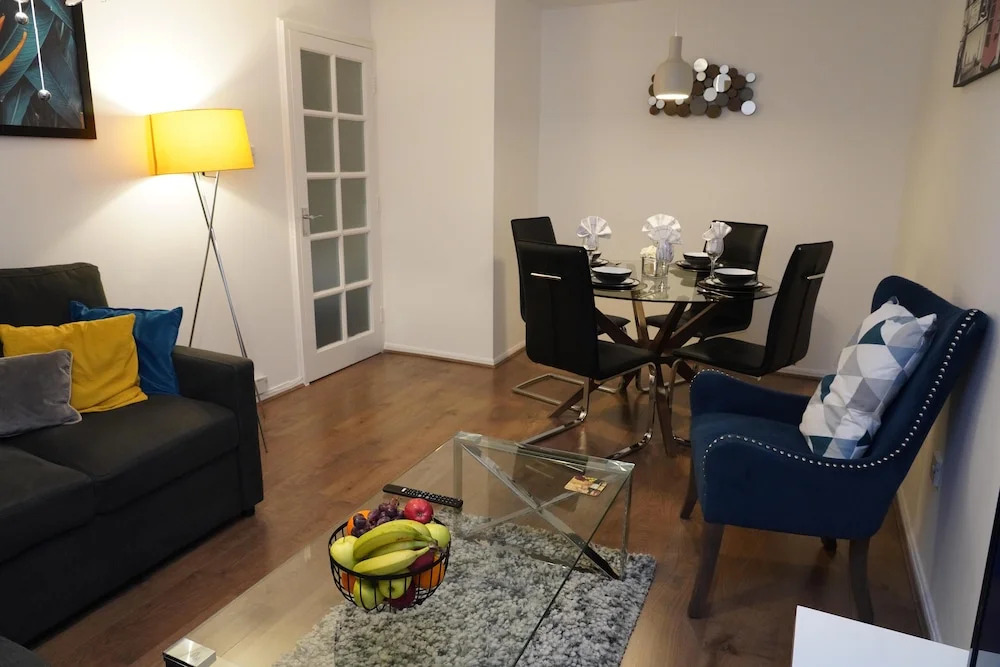 4guests-parking-2br-familyfriendly