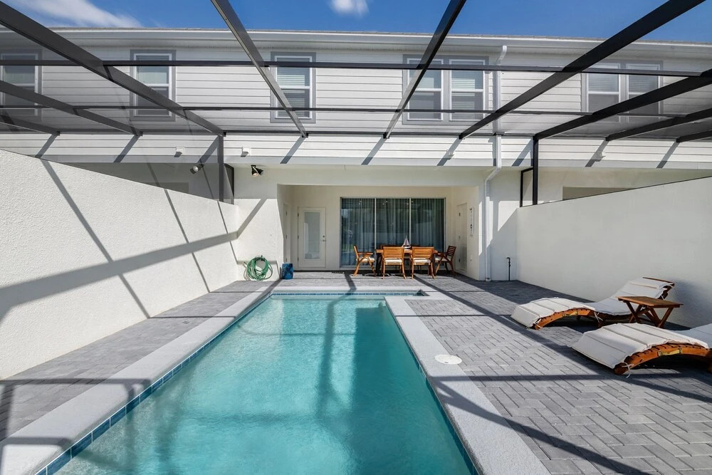 Sun Traveler @ Solterra By Shine Villas #113 5 Bedroom Townhouse