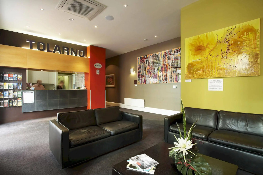 Tolarno Hotel