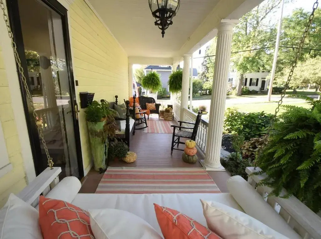 34 State "Historic Luxury Suites" Skaneateles