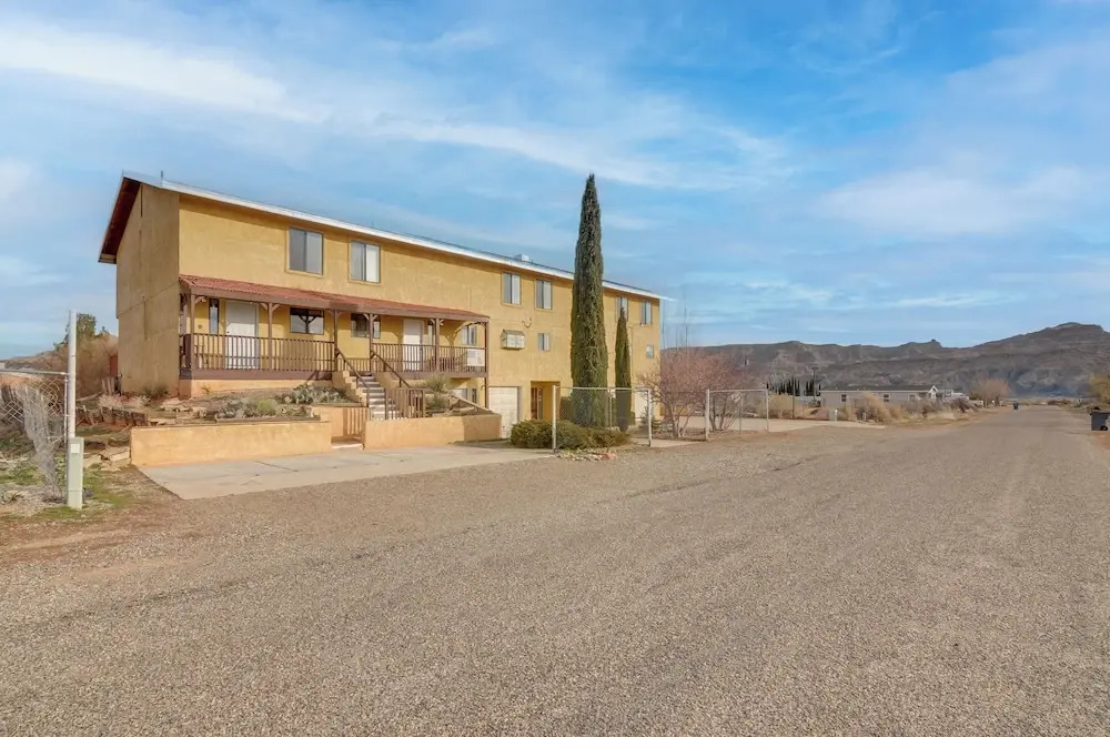 Adventure Base 4 Near Lake Powell