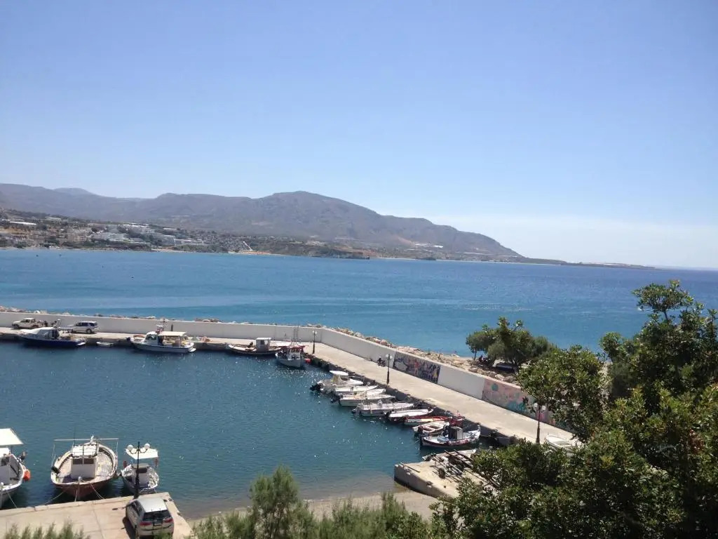 Sea View And Mountain View Apartment For 4 People