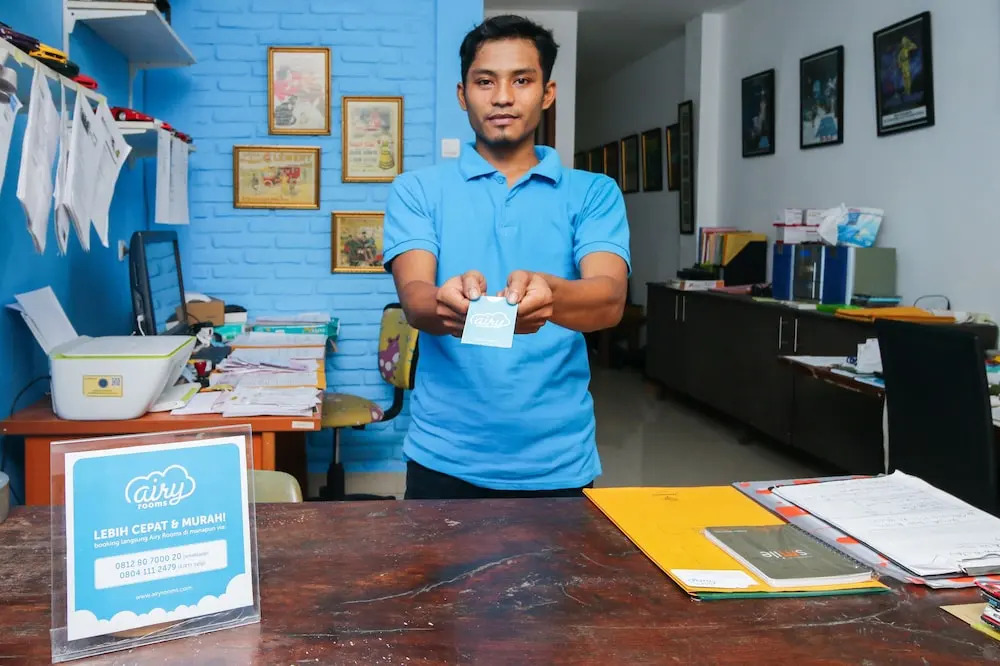 Airy Eco Rempoa Flamboyan Raya F2 Tangerang Selatan