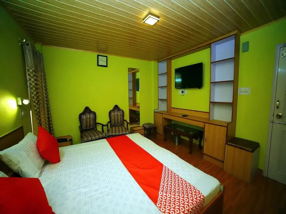 Vrinda Paradise by OYO Rooms